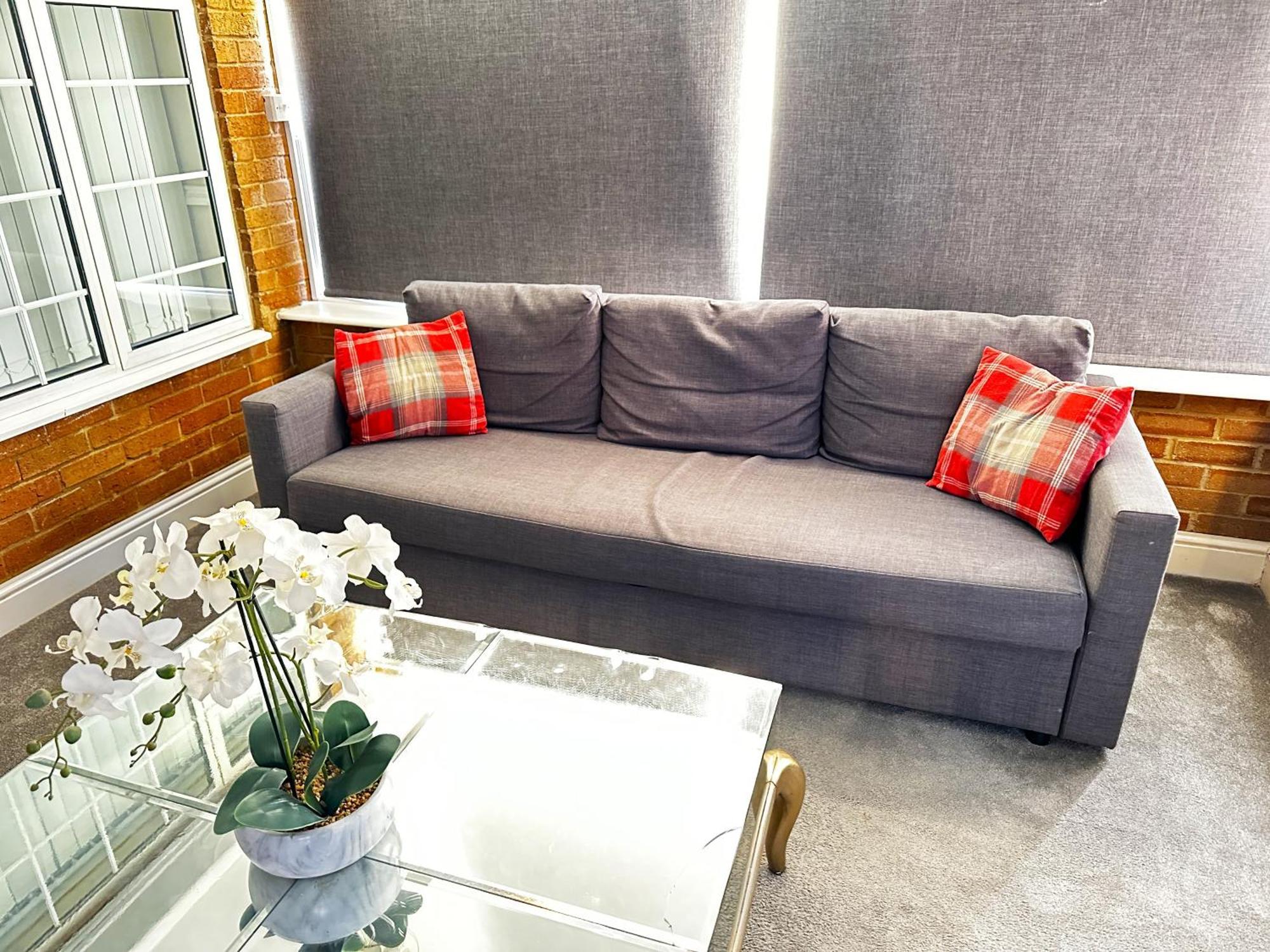 Kennedy Villa - 5 Bedroom House With Hot Tub, Wifi, Free Parkings, Close To Bicester Village エクステリア 写真