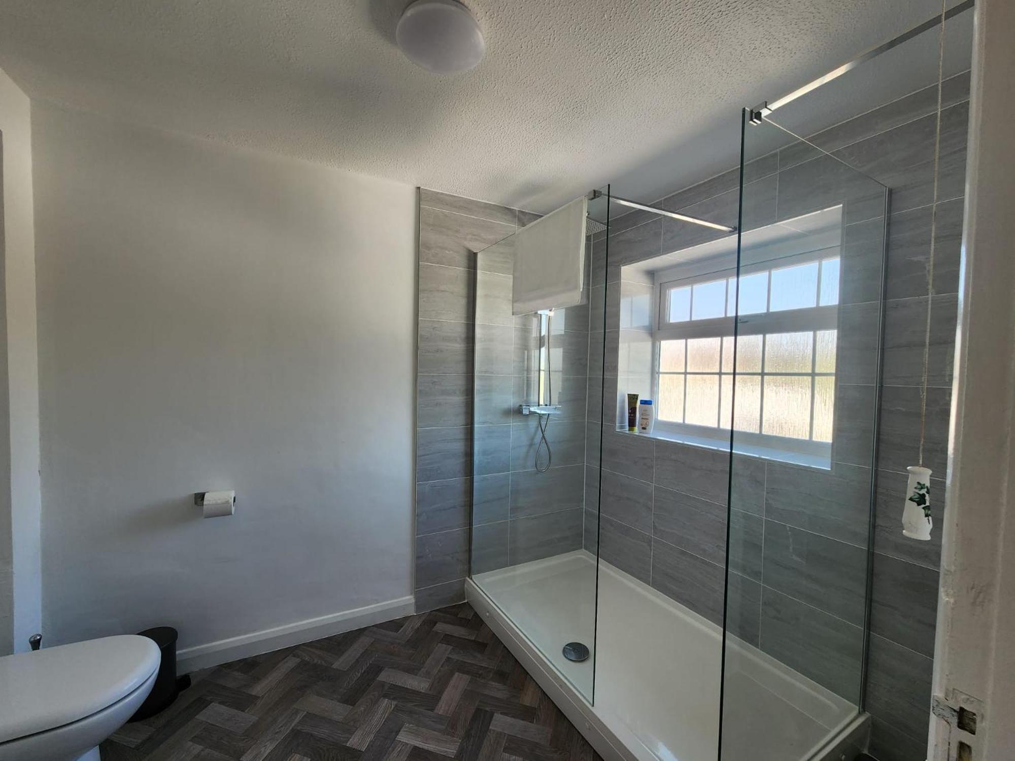 Kennedy Villa - 5 Bedroom House With Hot Tub, Wifi, Free Parkings, Close To Bicester Village エクステリア 写真